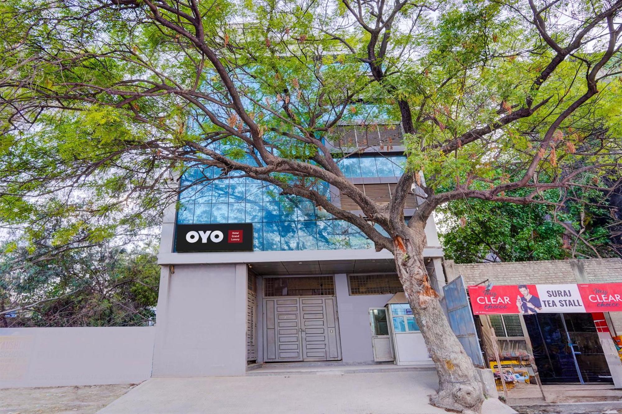 Hotel O Grand Luxury Delhi (National Capital Territory of India)